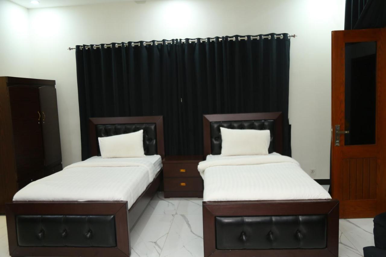 Bed and Breakfast Grand Royal Islamabad Exterior foto