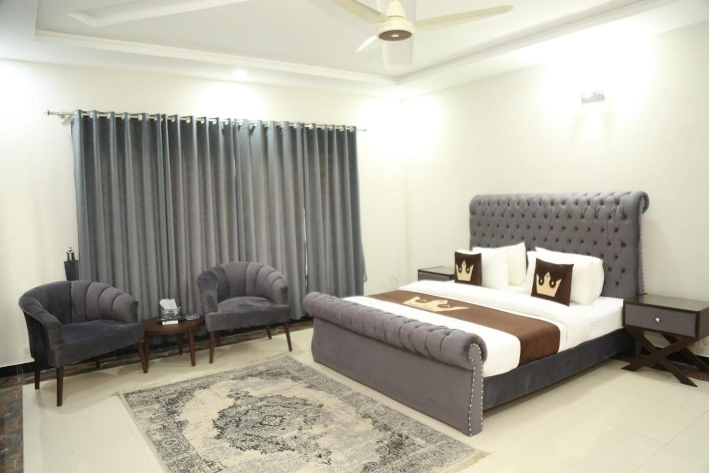 Bed and Breakfast Grand Royal Islamabad Exterior foto